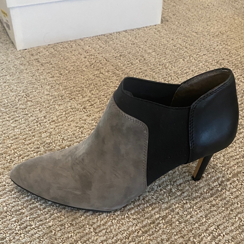 Vince Camuto Black and Gray Ankle Booties